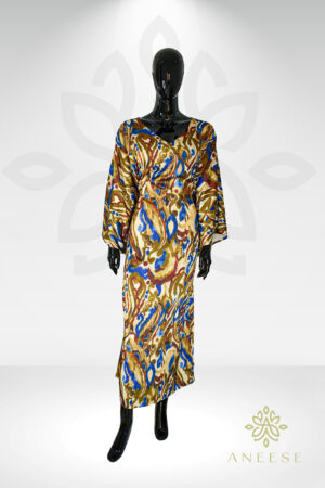 Loose-fitting satin kaftan
