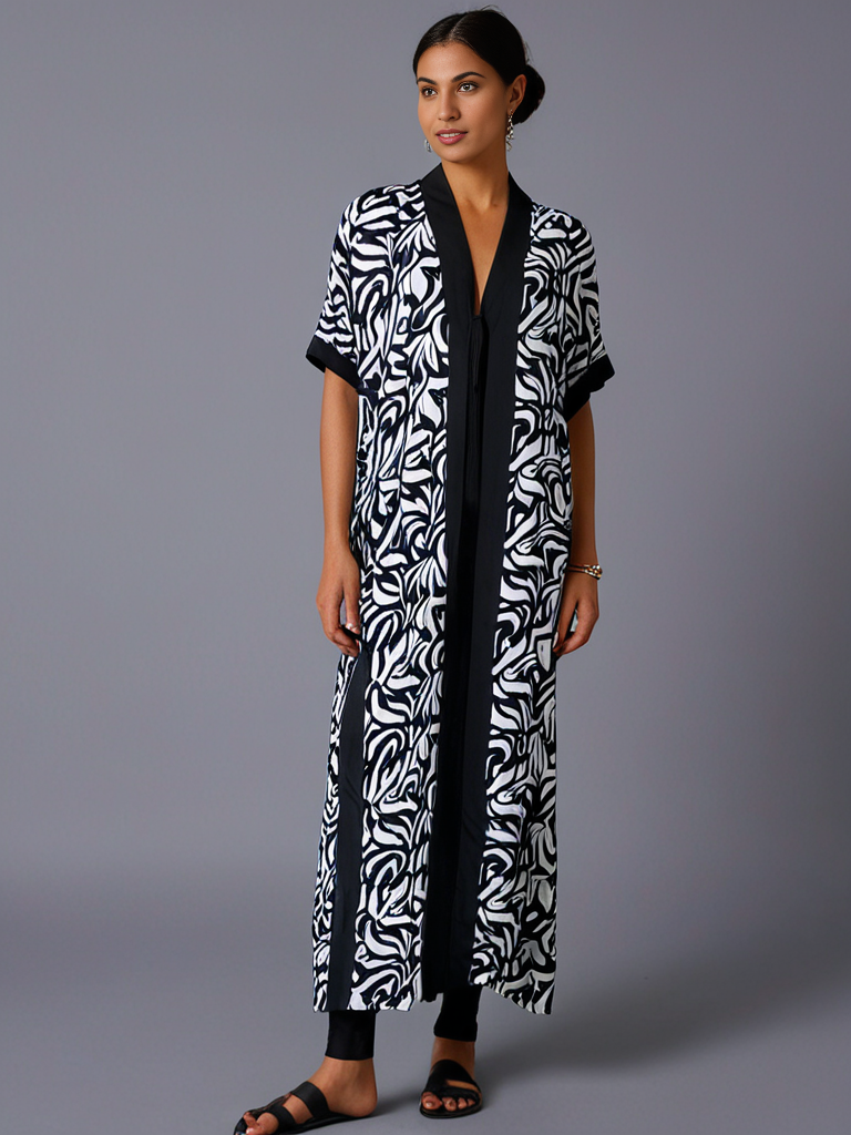 Ava Kaftan – Black & White Abstract - Image 4