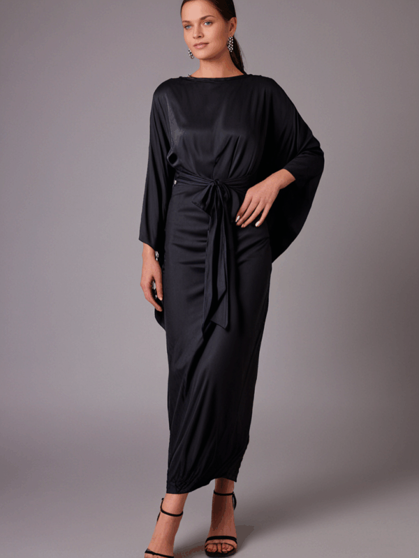 Rose Kaftan – Timeless in Black - Image 3