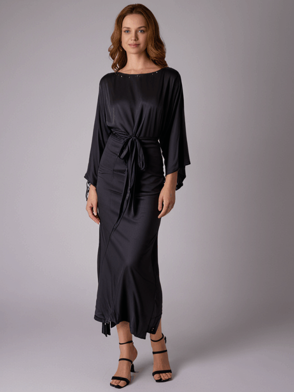 Rose Kaftan – Timeless in Black - Image 4